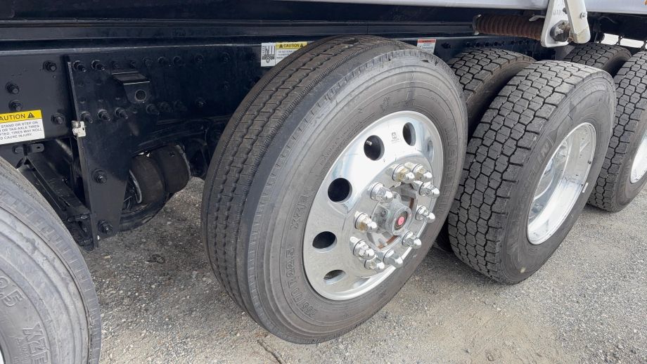 Image for 2025 Western Star 47X Quad Axle Dump Truck, Miles 28,462, 16’ Dump Bed, Hydraulic Dump Bed Door