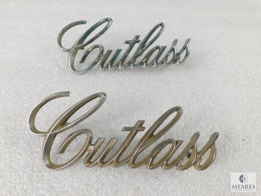 Image for Vintage Car Collectors Emblems & Hood Ornaments