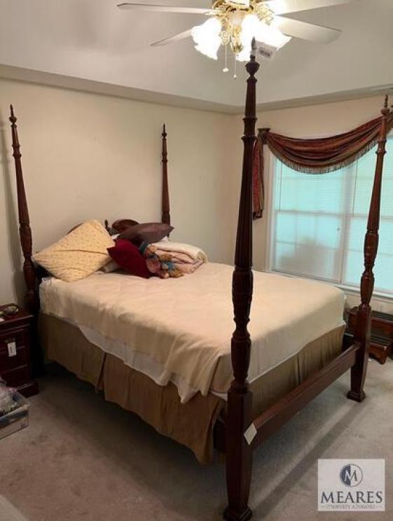 Image for SHORT NOTICE AUCTION: Estate of Virginia Ford