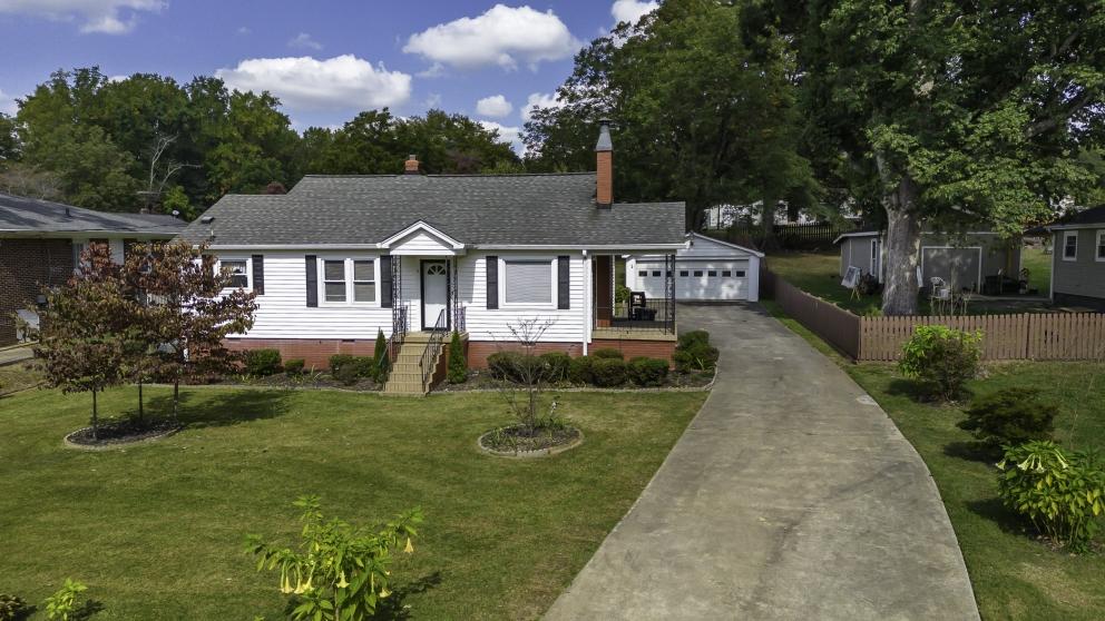 Image for 8 Westbrook Dr, Greenville, SC