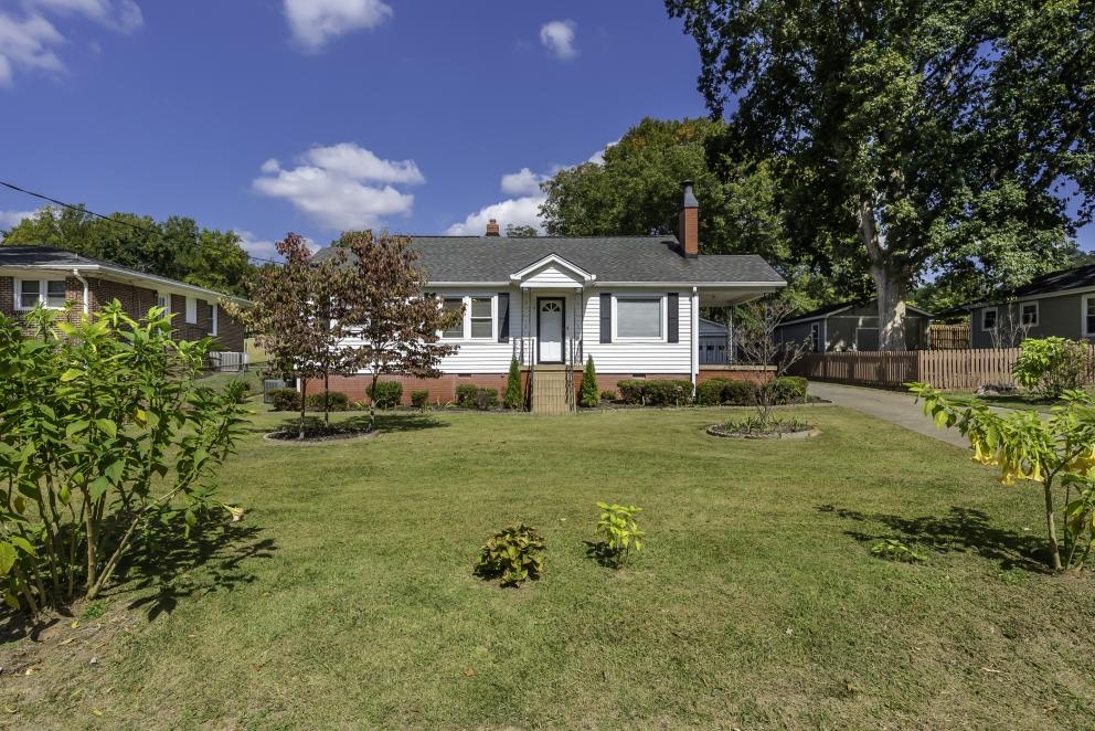 Image for 8 Westbrook Dr, Greenville, SC