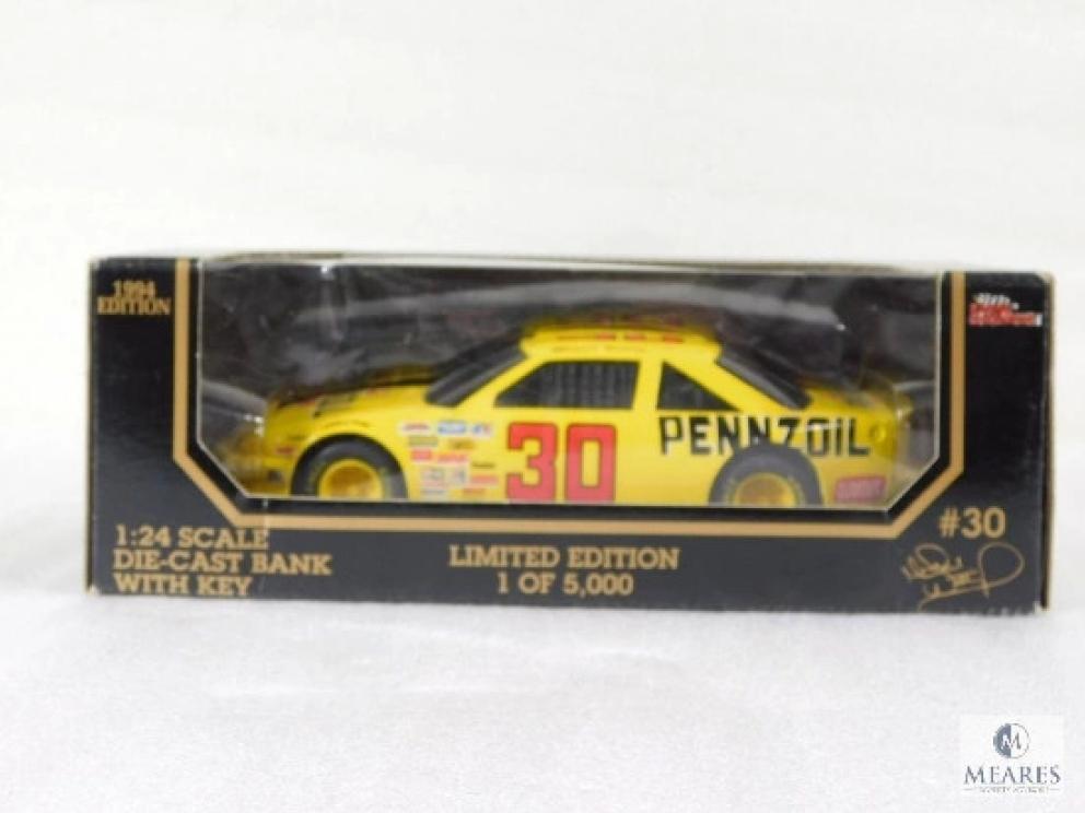 Image for End of the Year Collectible and Americana Auction (23-140)