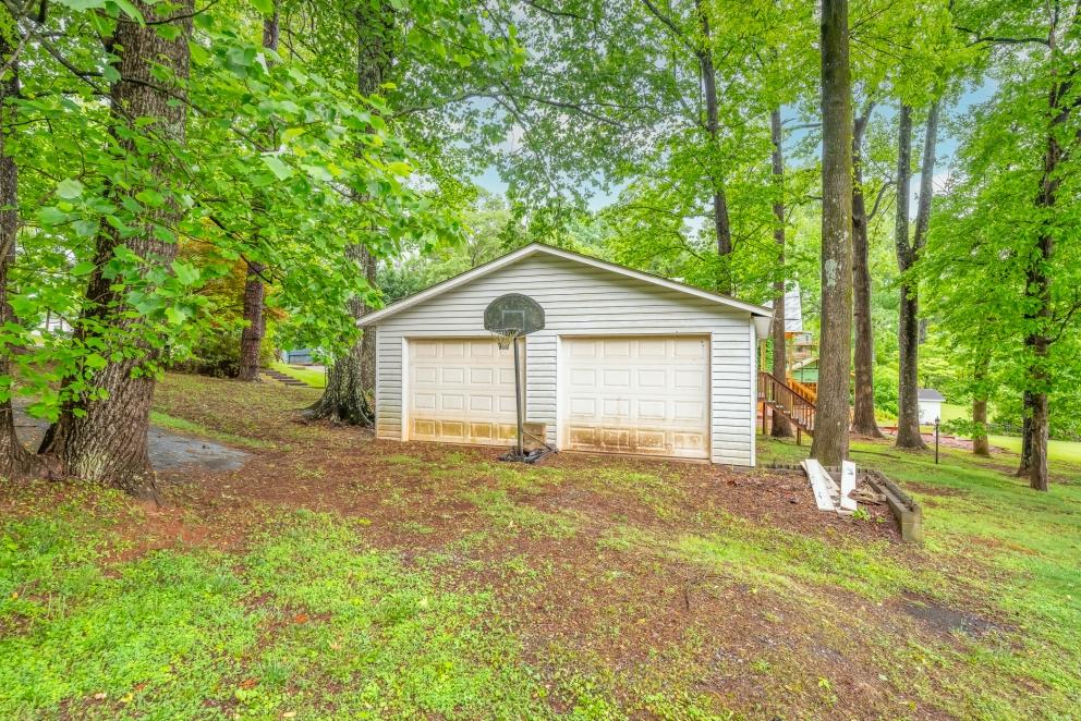 Image for Lyman Lake Real Estate Auction: 89 Fox Road, Lyman, SC (24-38)