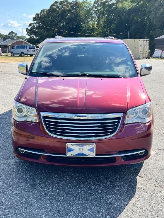 Image for 2014 Chrysler Town & Country Van with 68,746 Miles (24-66)