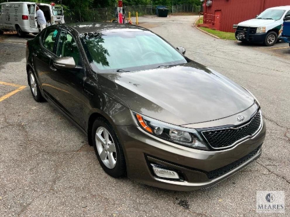 Image for Ford Explorer and Kia Optima at Auction (24-75)