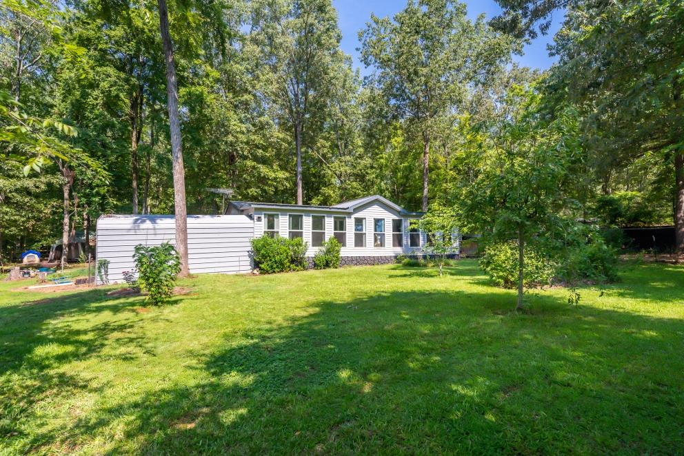 Image for Lake Greenwood Mobile Home on Double Lot (24-78)