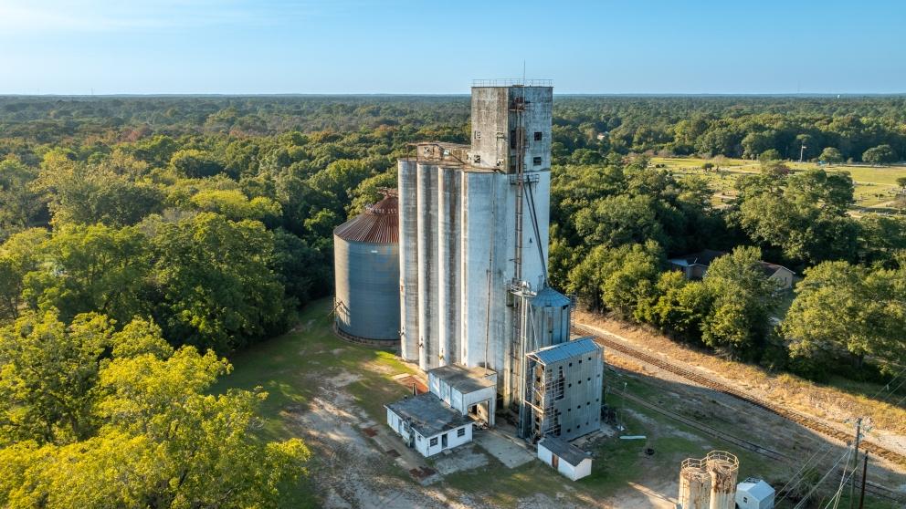 Image for Auction: Sumter, SC, Grain Storage Facility on 10 Acres