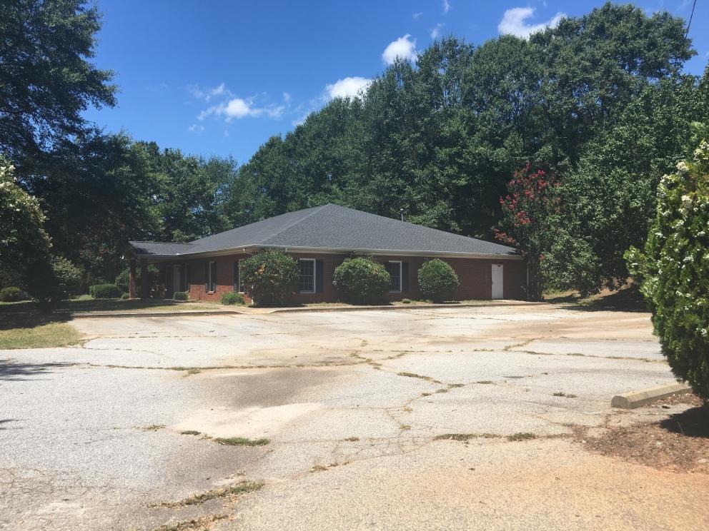 Carithers-parkinglot-view