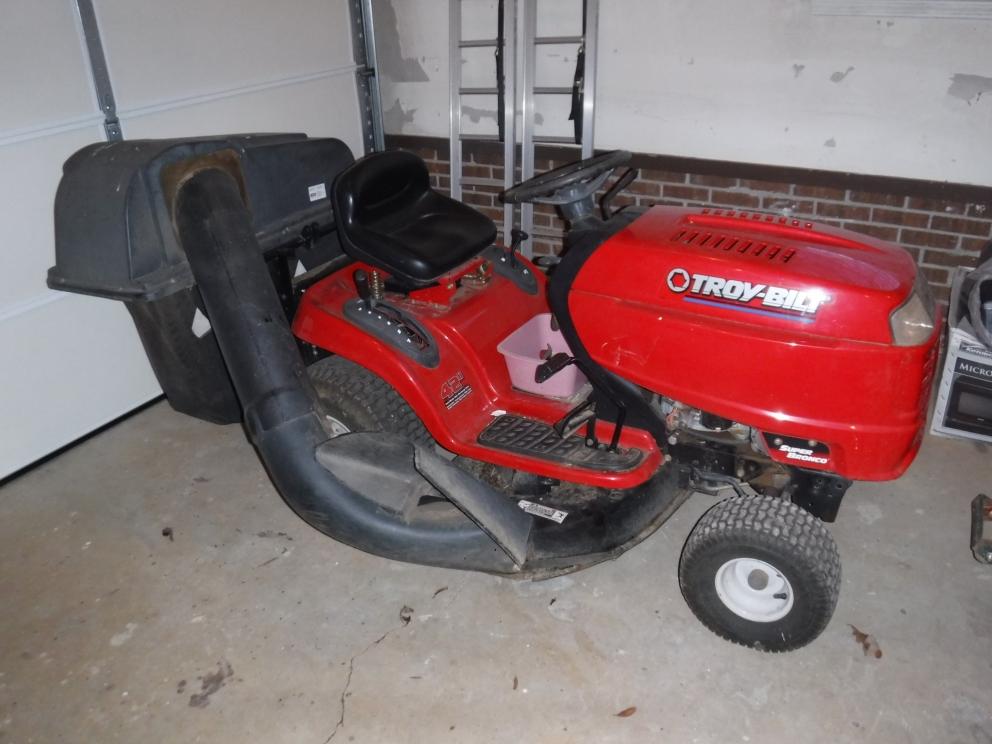 Image for Ashe Living Estate Auction