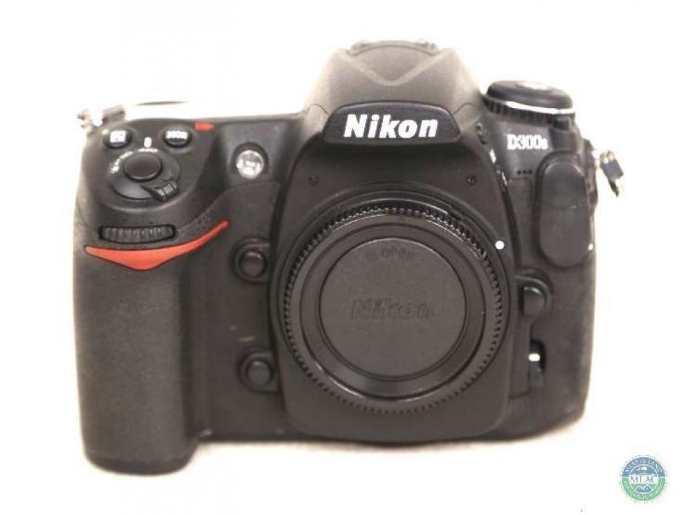 Image for Photography and Studio Equipment - Folk Estate