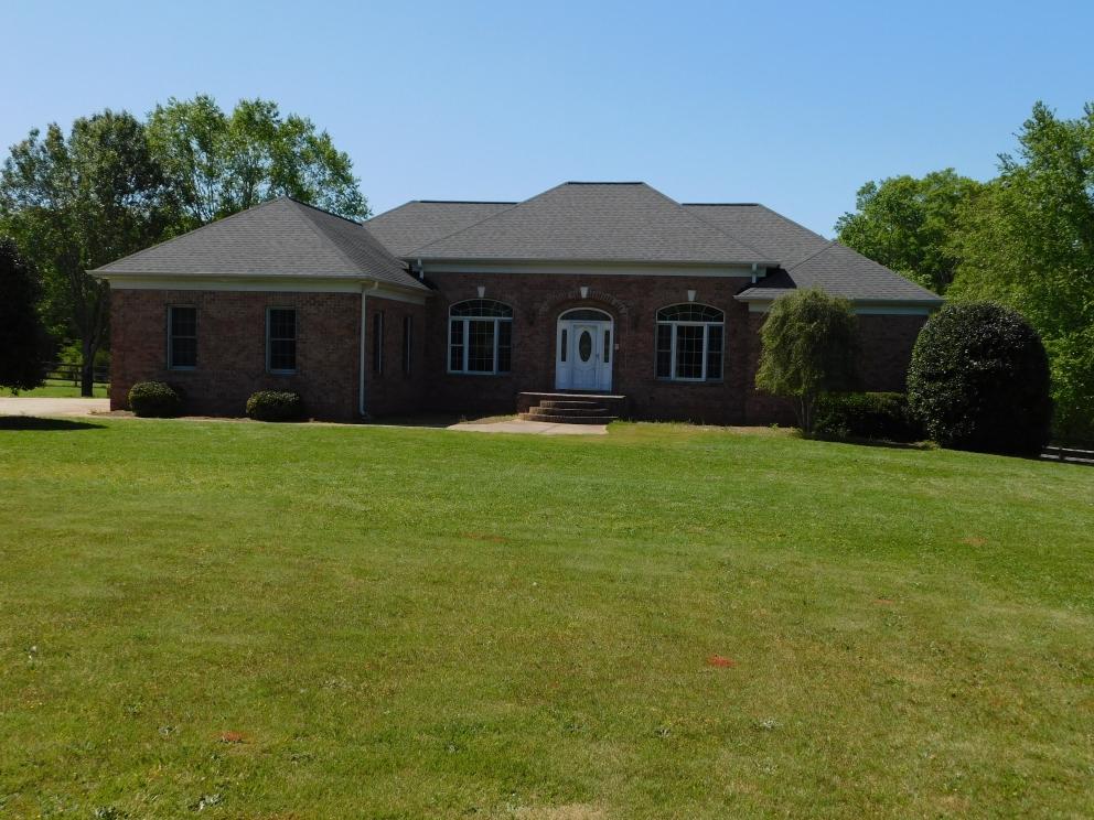 Image for Harbin Living Estate Auction - Real Estate (18-44)