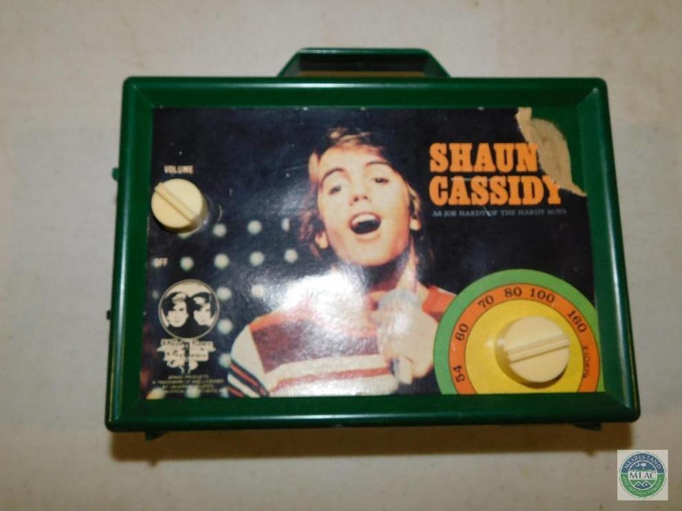 Image for Huge Collection of Vintage Toys & Memorabilia (18-103)