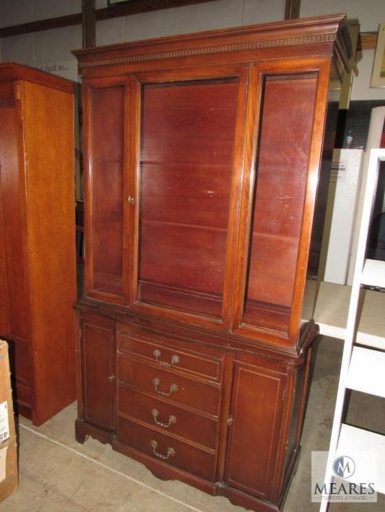 Image for April Gallery 315 Consignment Auction